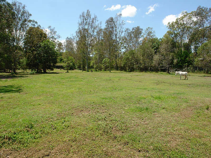 631 Hawkesbury Road, Anstead QLD 4070